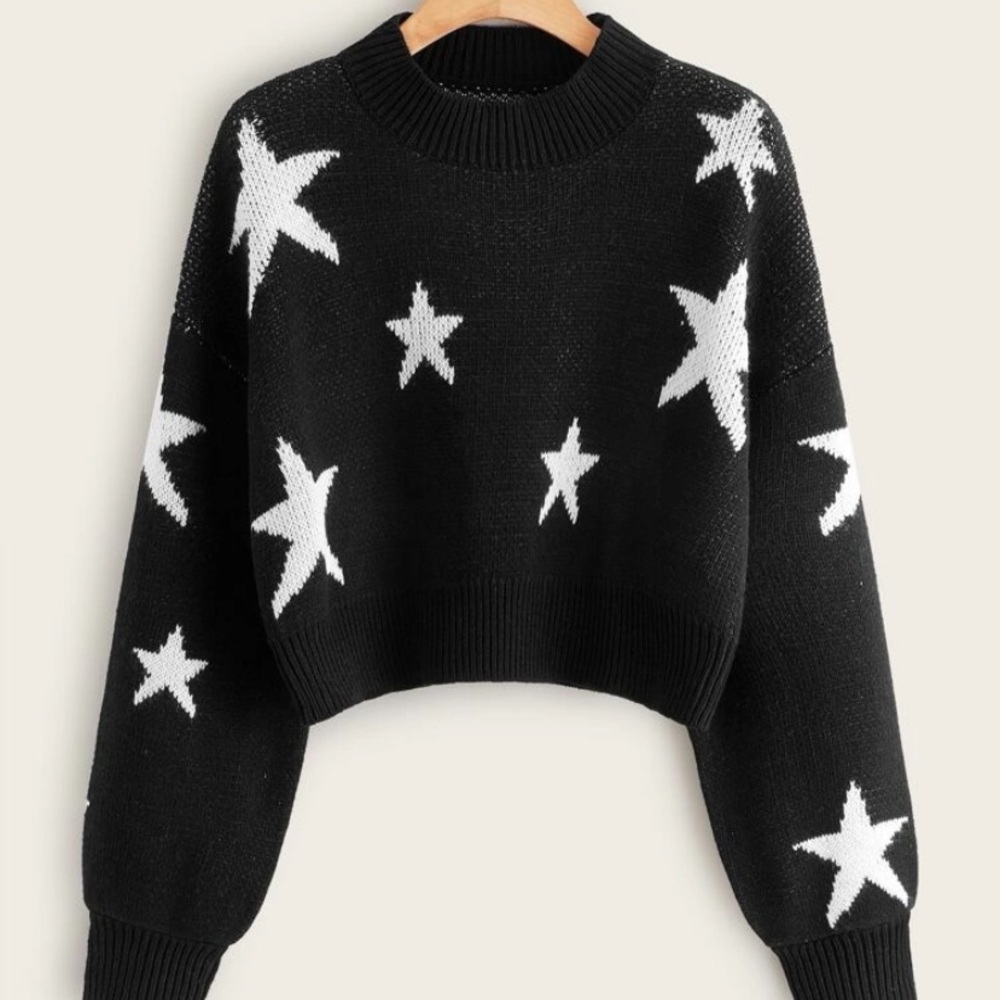 SOLD        Cropped star sweater